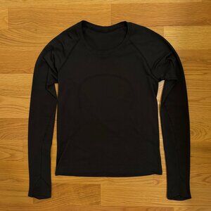 Lululemon Swiftly Tech Long-Sleeve Shirt 2.0 Waist Length in Black Size 6